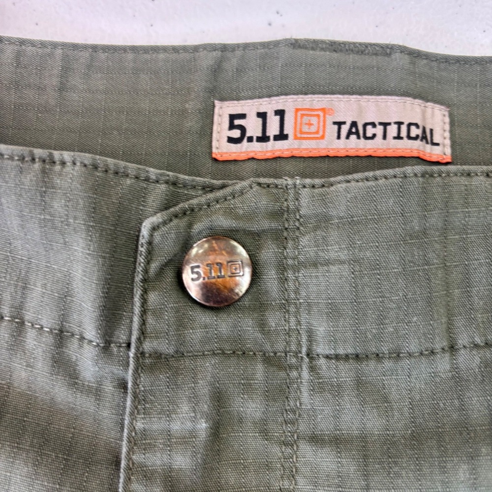5.11 Tactical Ripstop Cargo Shorts Men's Green Utility Hiking Outdoors Camp 36 - Picture 4 of 16